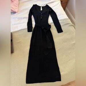 Aritzia Elegant Black Knit Long Sleeve Dress